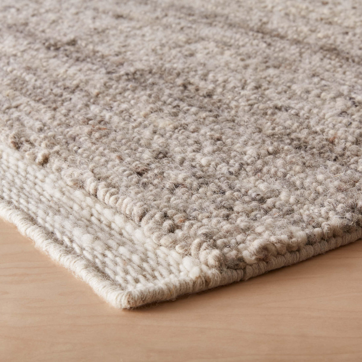 Lalli Handwoven Accent Rug - Image 5