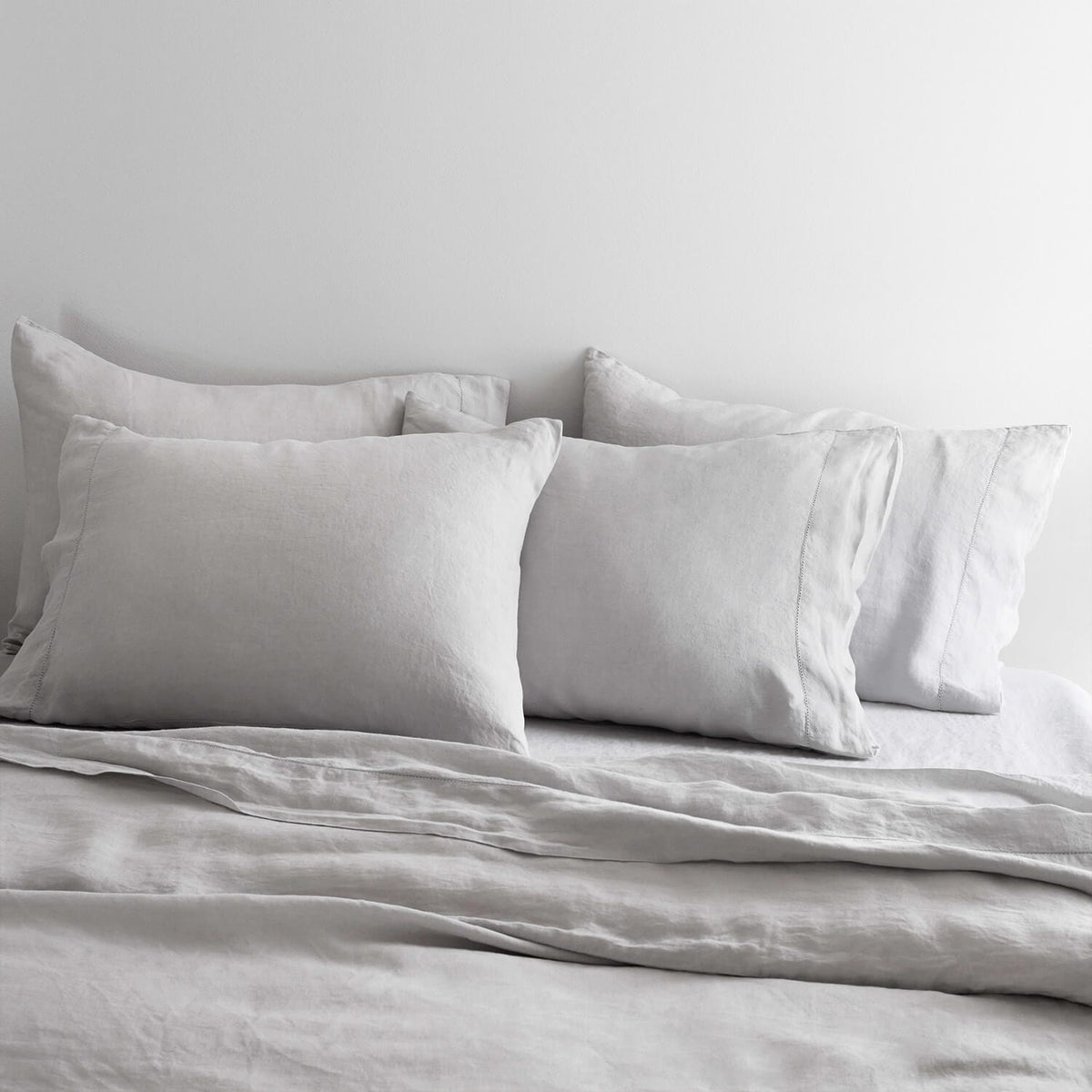 Stonewashed Linen Bed Bundle - Light Grey