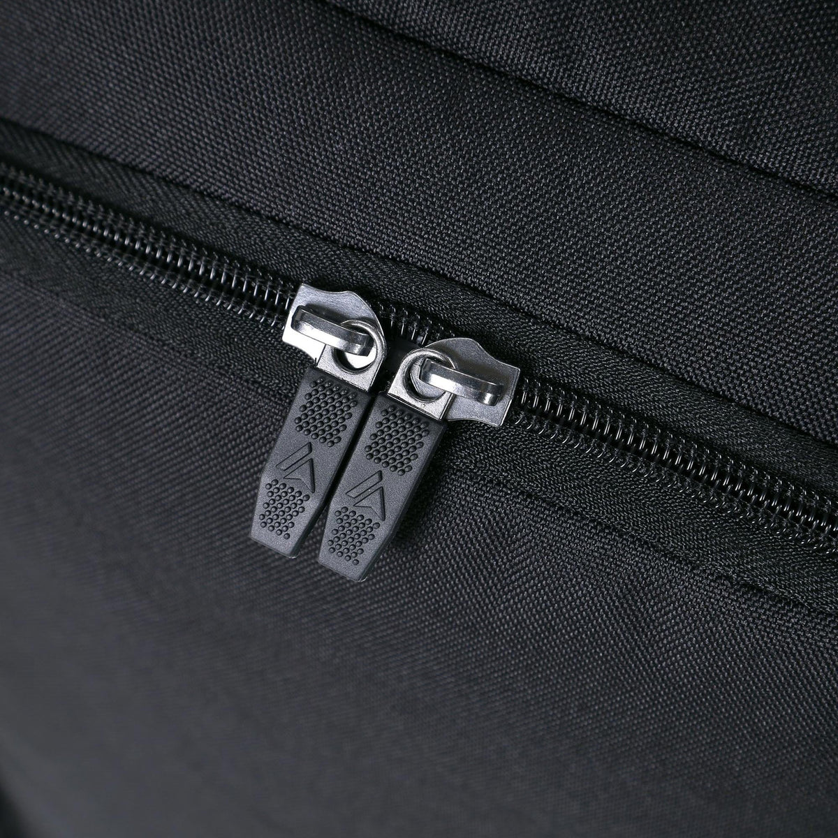 Surfanic Maxim 2.0 70L Roller Bag - Black Marl - Image 9