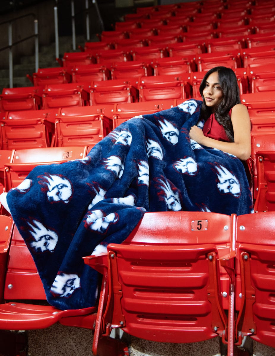 Utah Tech Trailblazers Blanket - Lush - Image 2