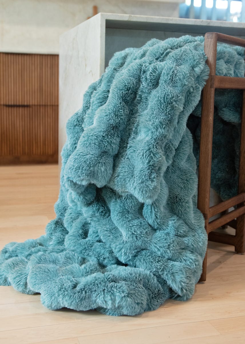 Premium Cloud Heirloom Lake Blanket