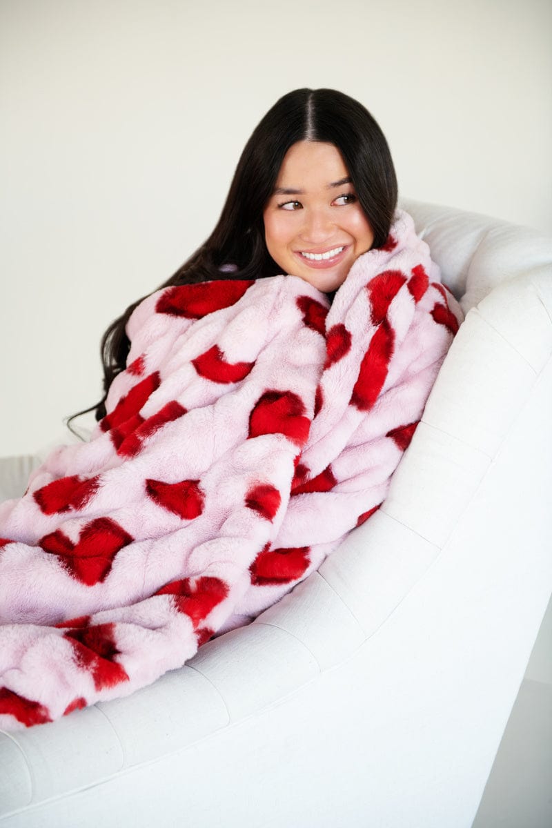 Hugs Heart Red Blanket - Image 2