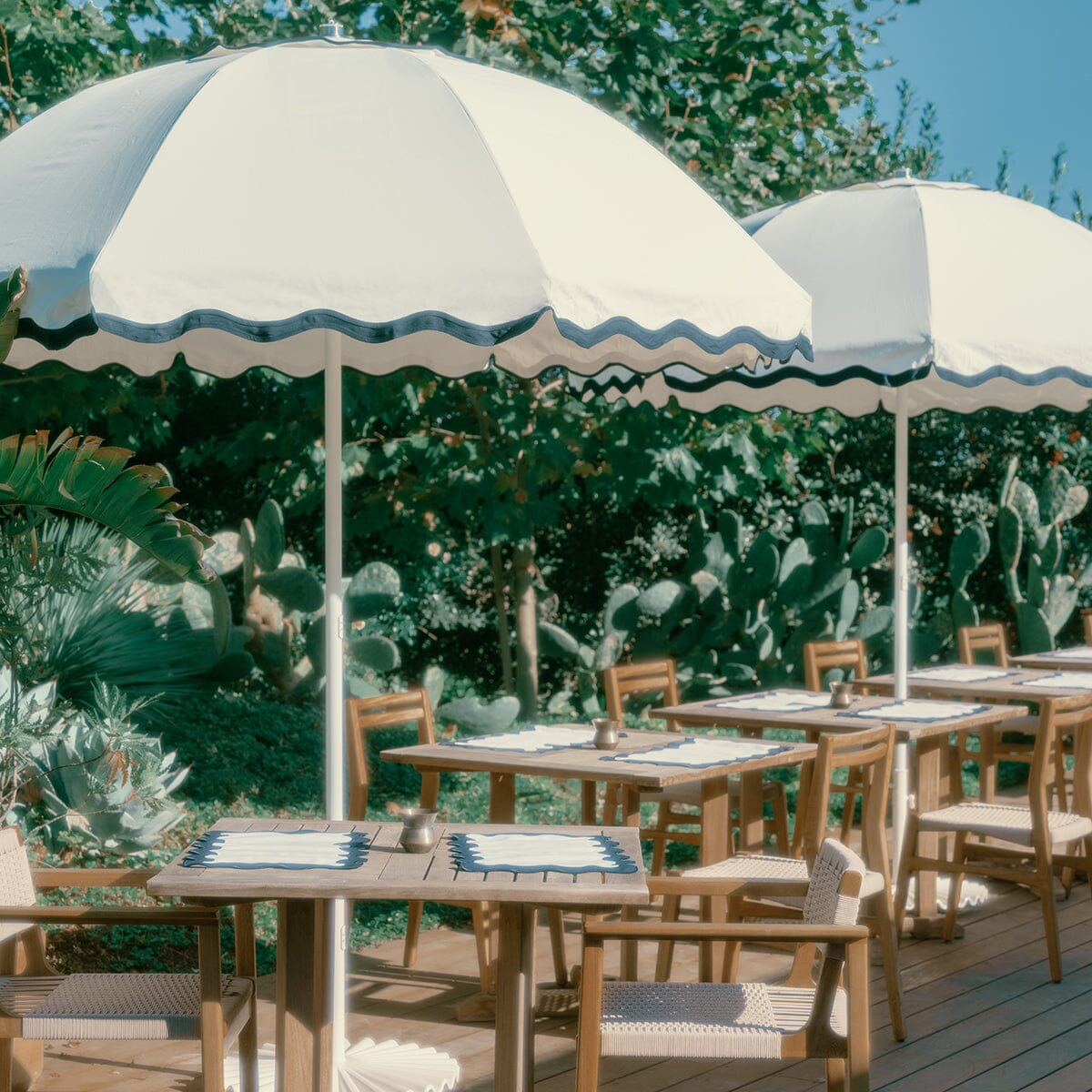 The Patio Umbrella - Image 11