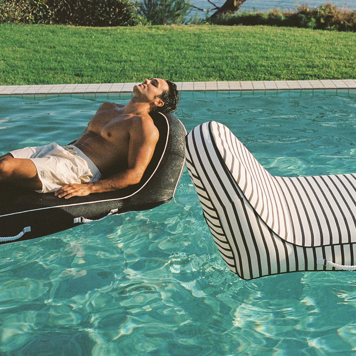 The Pool Lounger - Image 8