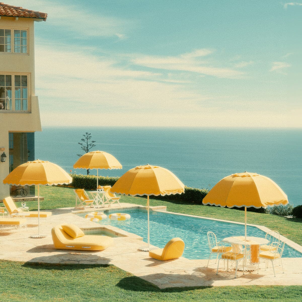 The Patio Umbrella - Image 6