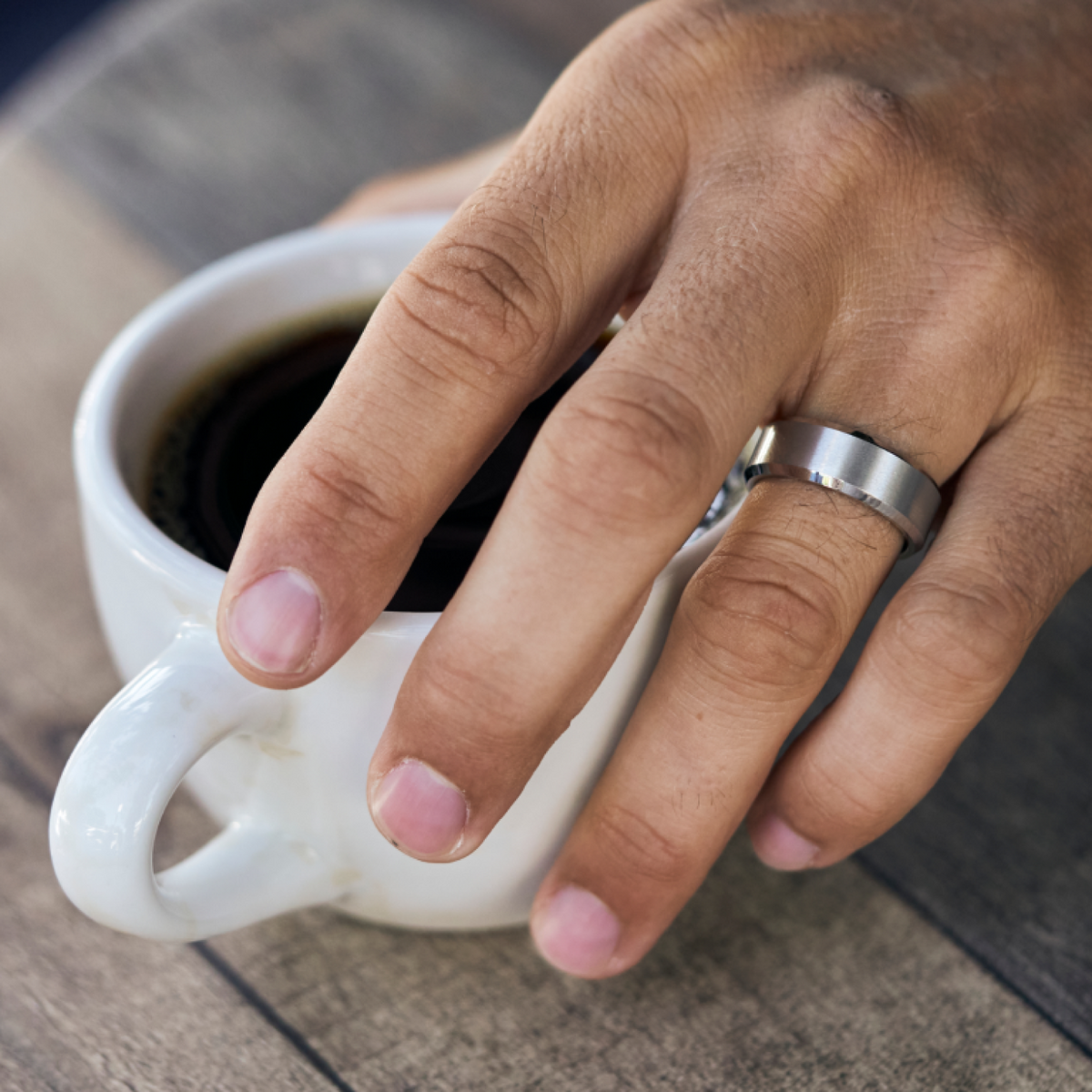 Ridge 8mm Beveled Ring Set - Platinum - Image 3
