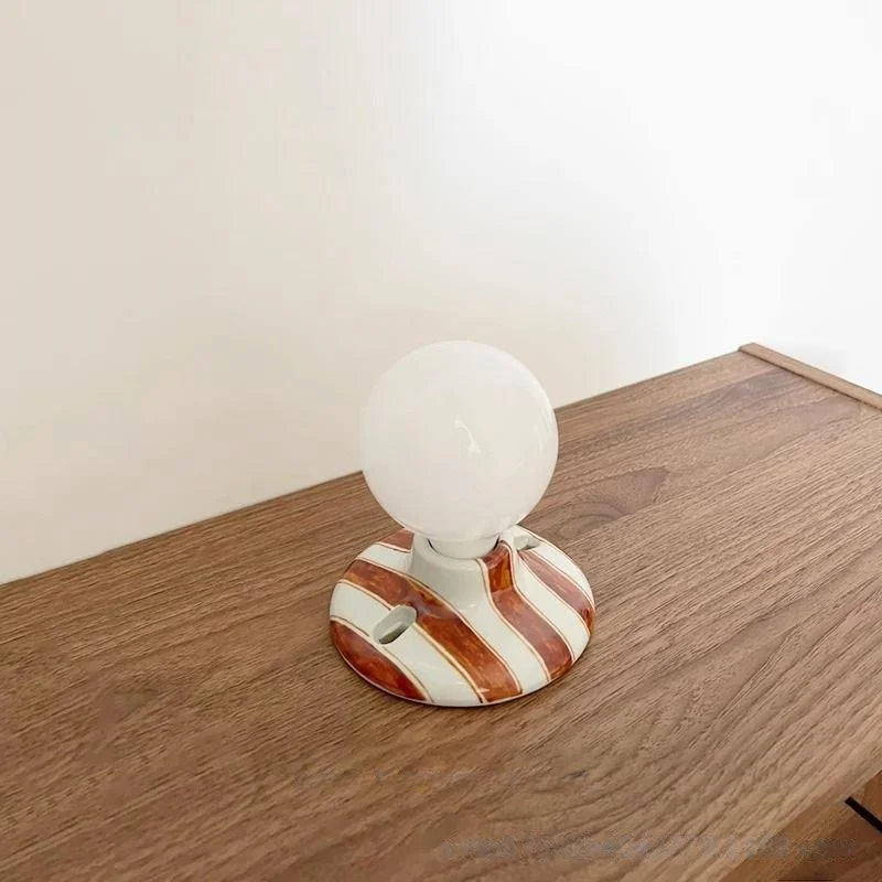 Contemporary Retro Ceramic Wall Light - Image 3