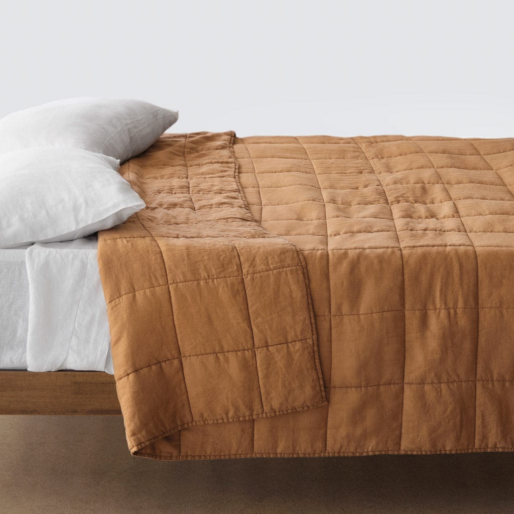 QA | Stonewashed Linen Quilt - Camel