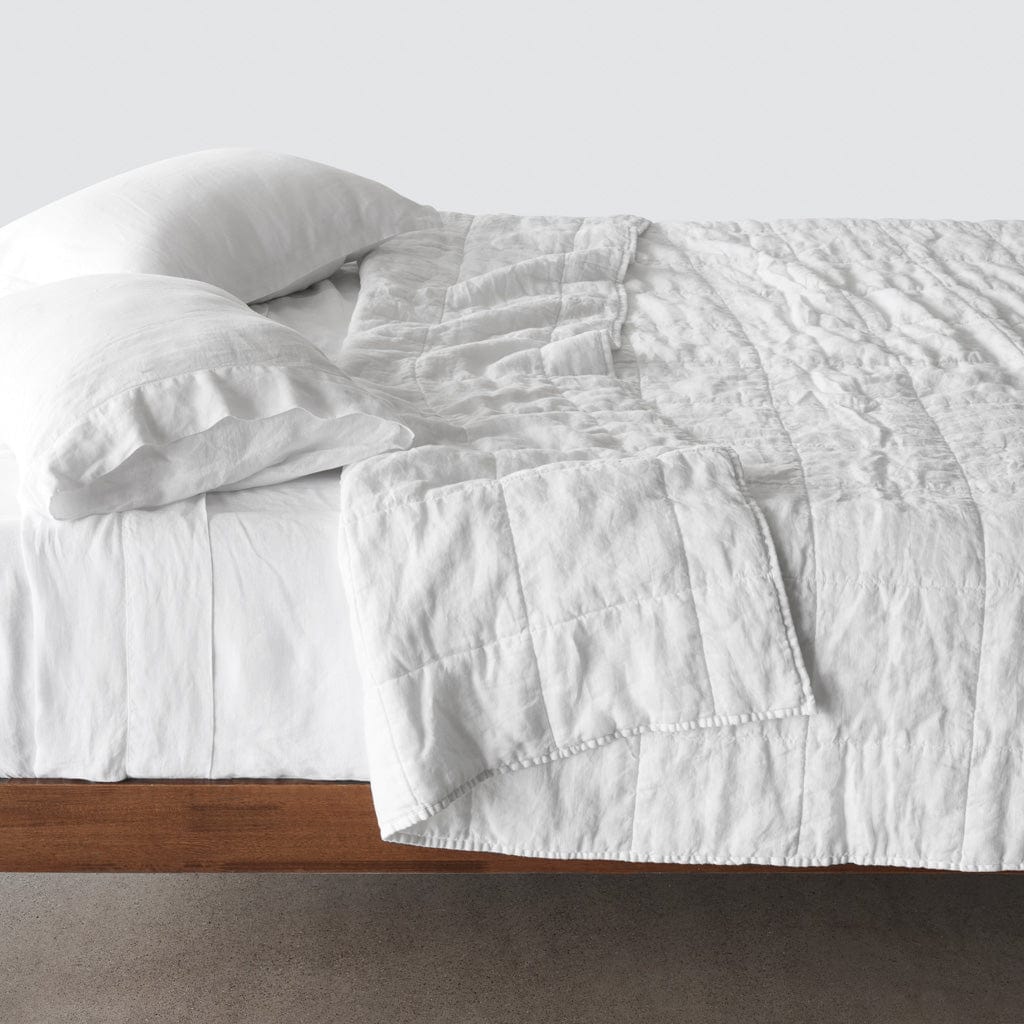 QA | Stonewashed Linen Quilt - White