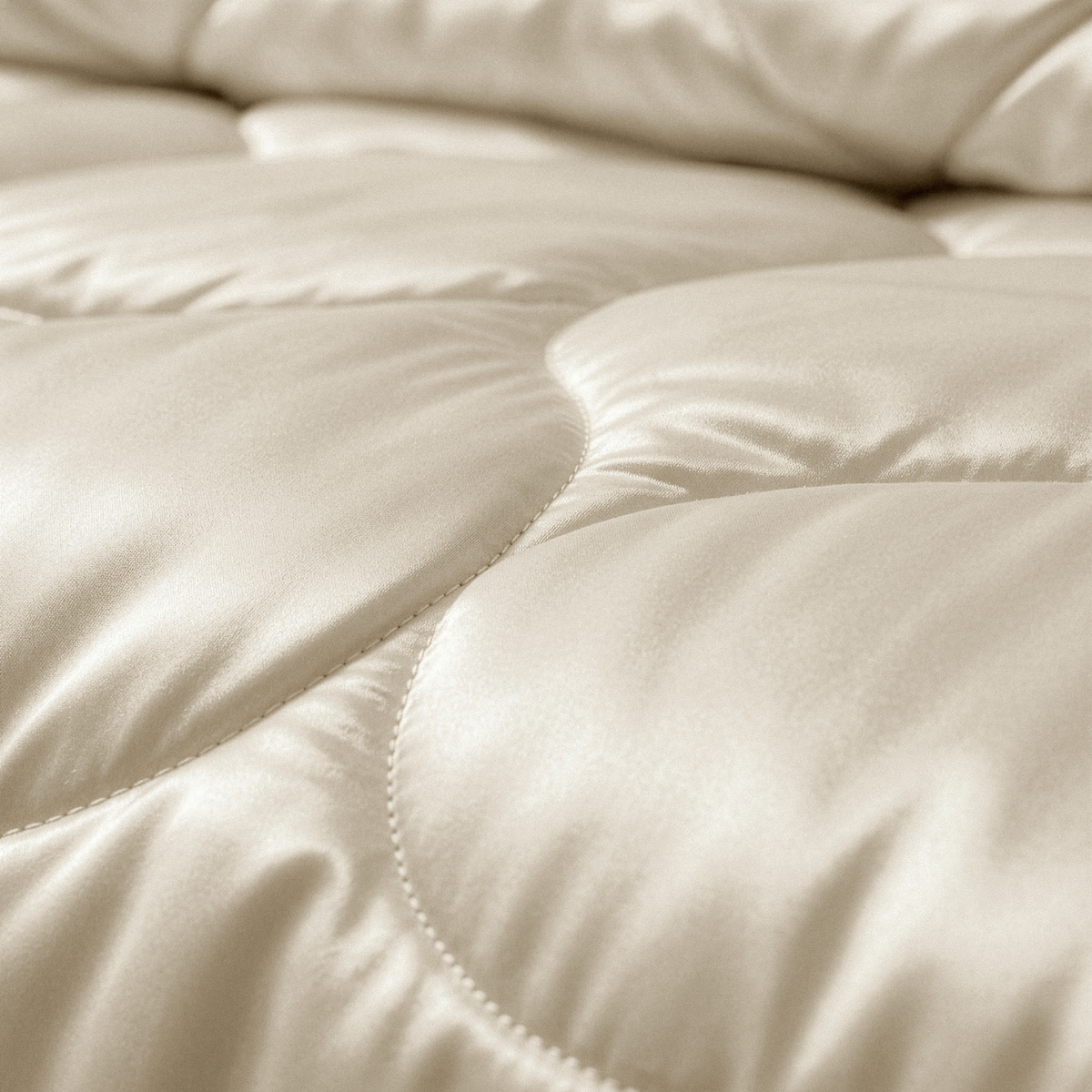 Beyond Bamboo Cloud Comforter - Image 16