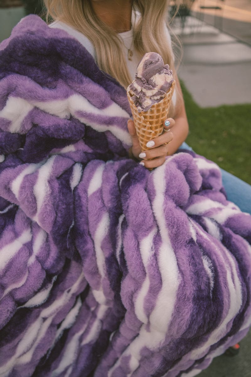 Hugs Swirl Violet Blanket