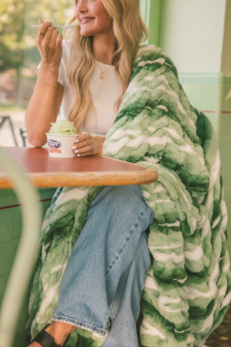 Hugs Swirl Forest Green Blanket - Image 3