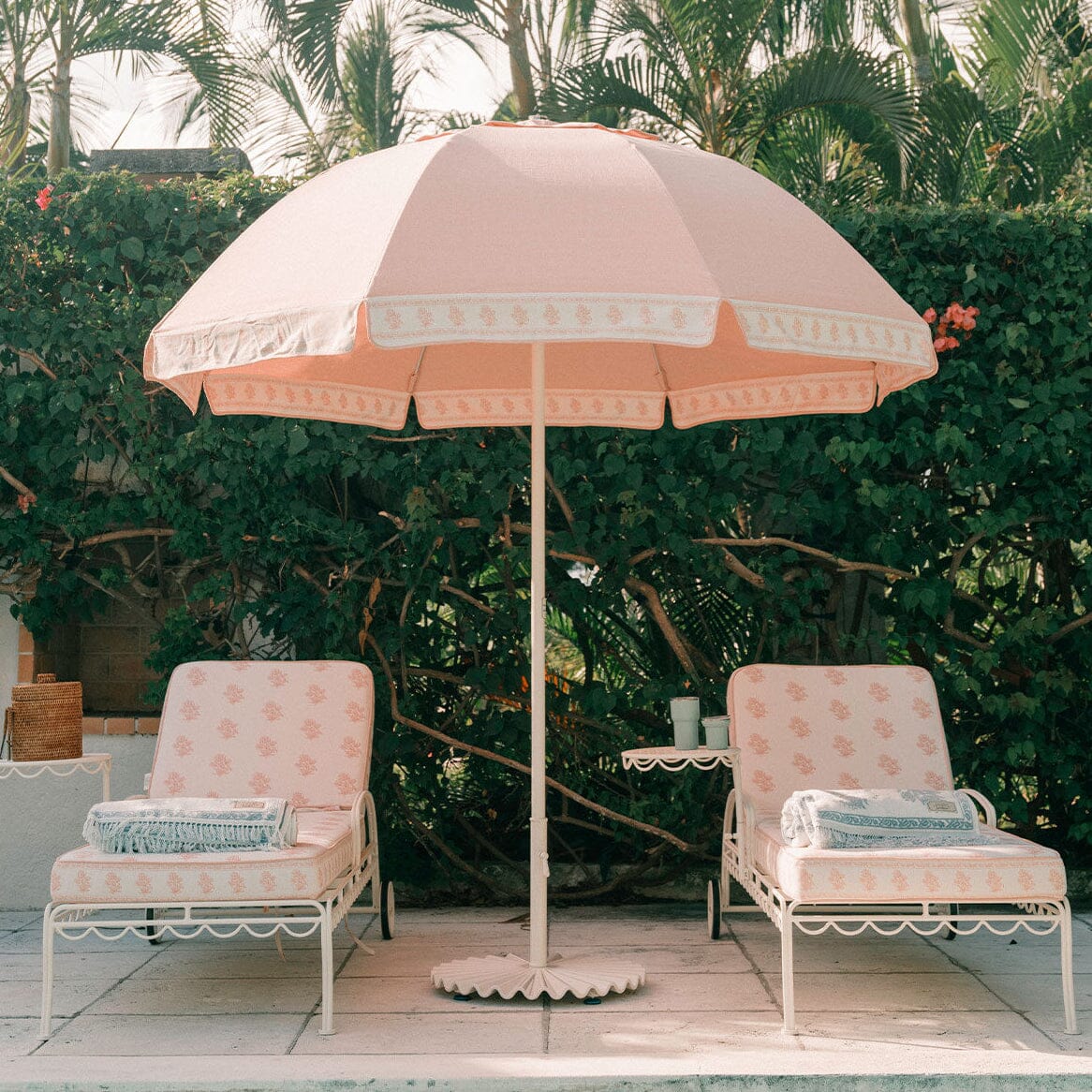 The Al Fresco Sun Lounger by Amanda Lindroth - Image 3