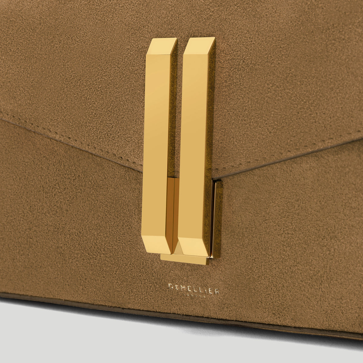 The Vancouver Clutch - Image 3