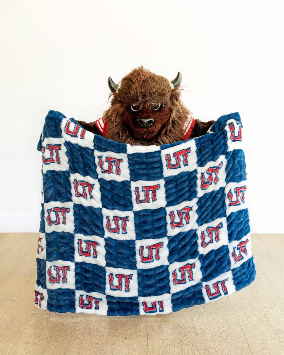 Utah Tech Trailblazers Blanket - Hugs - Image 2