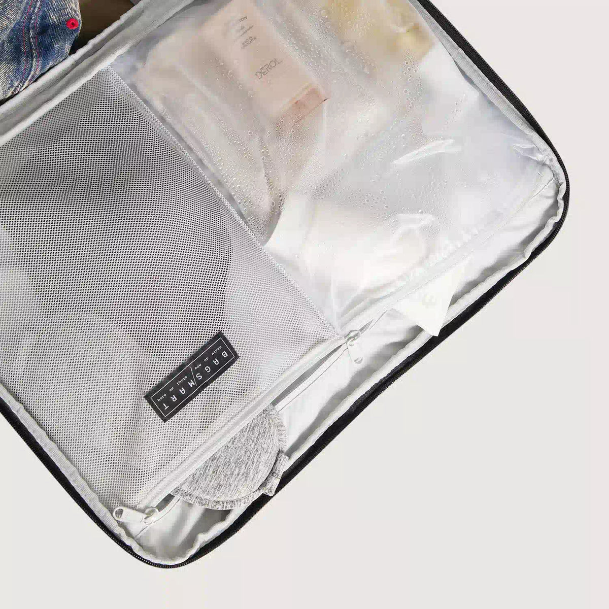 Blast Pro 40L Travel Backpack - Image 18