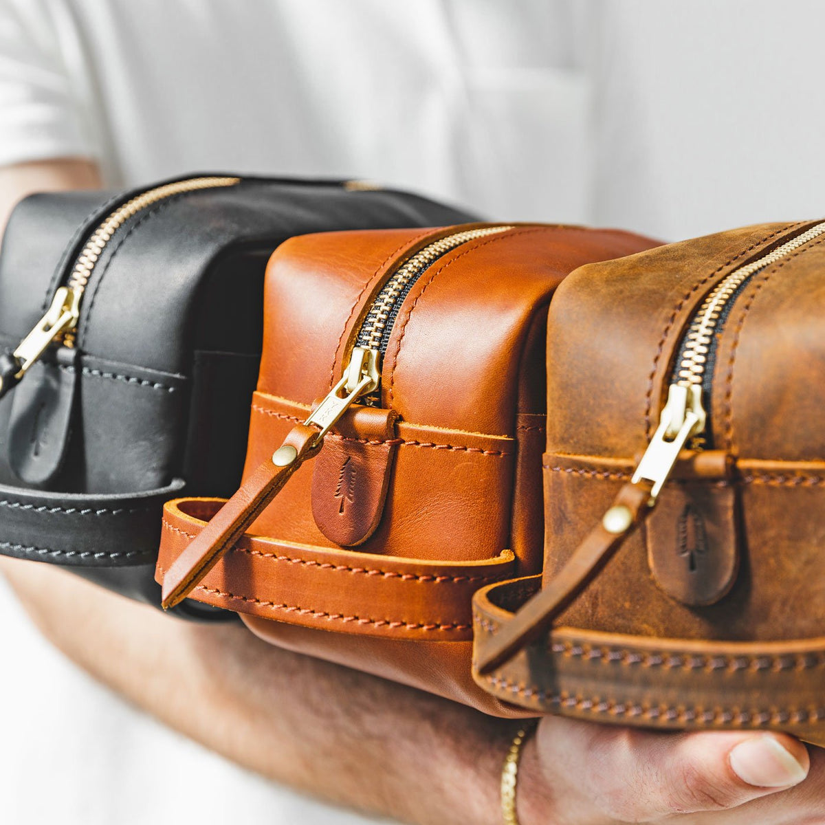 Almost Perfect' Deluxe Dopp Kit - Image 29