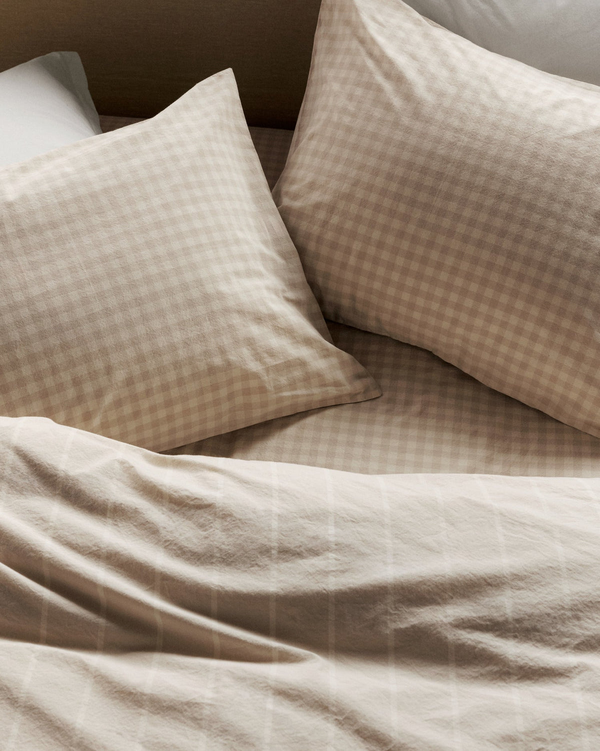 Brushed Cotton Fitted Sheet (Bone Check) - Image 2