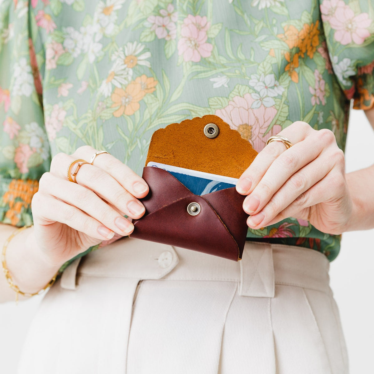 Mini Daisy Wallet - Image 100