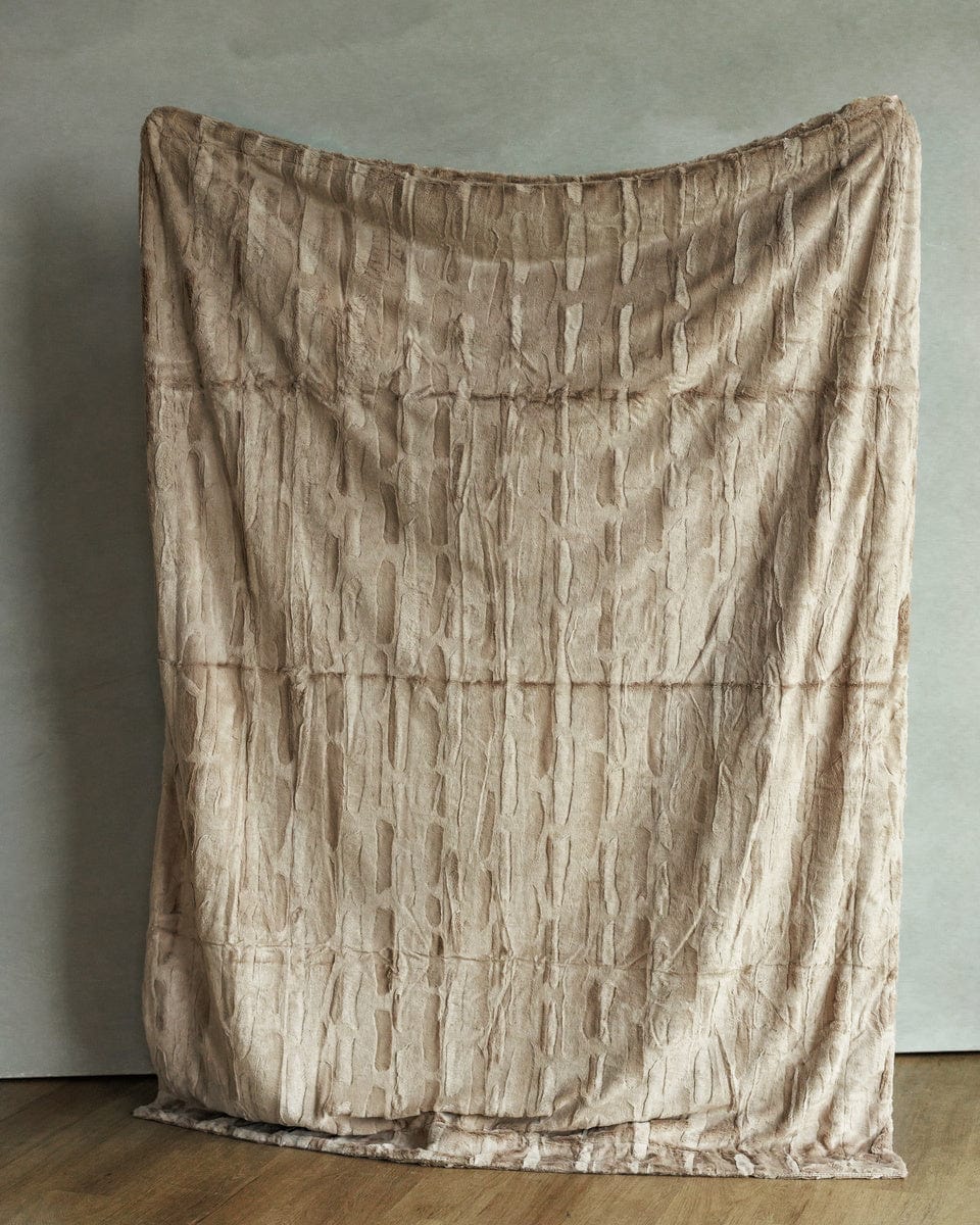 Sorbet Milk Chocolate Blanket - Image 4