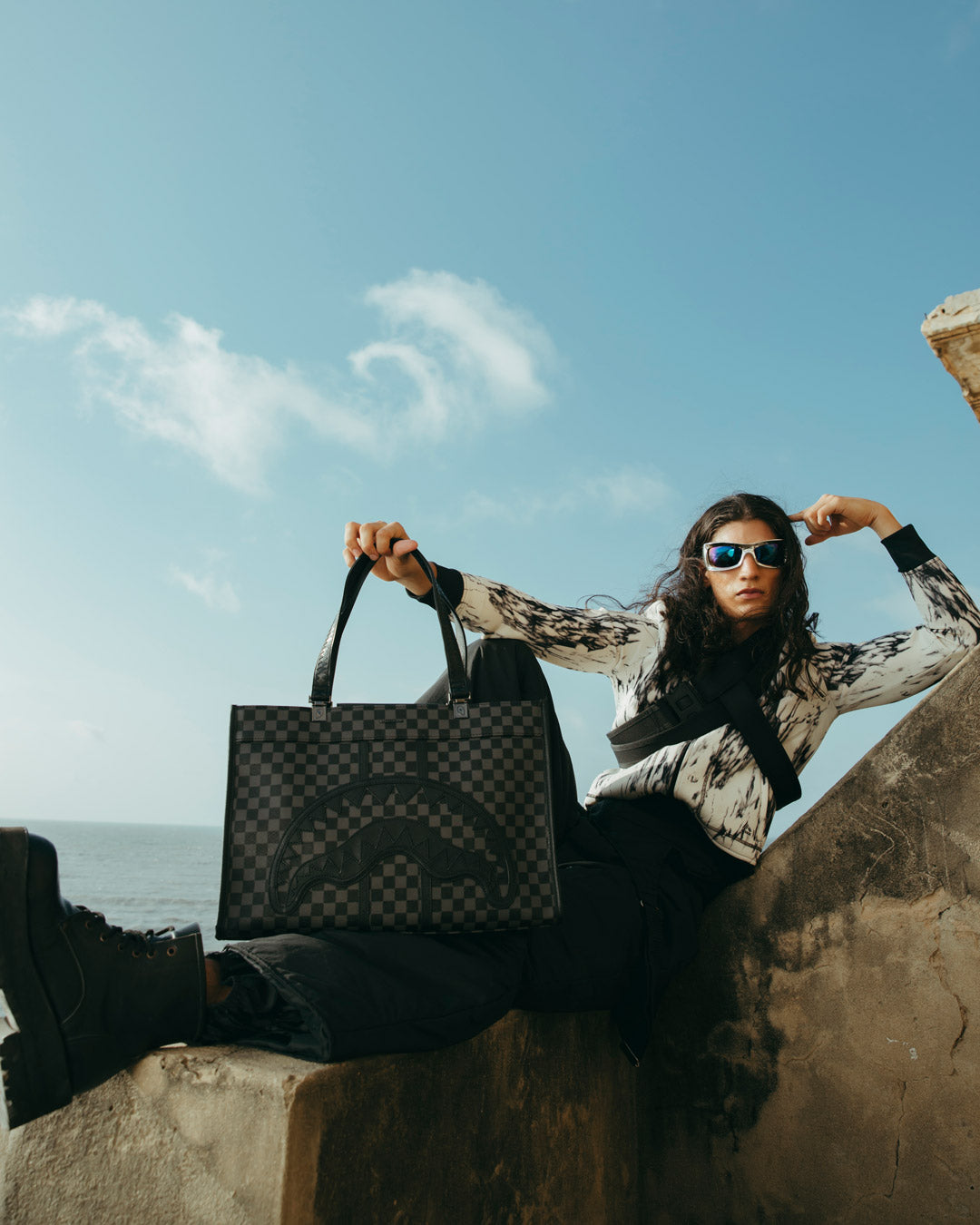 Midnight Chateau Tortuga Tote - Image 4