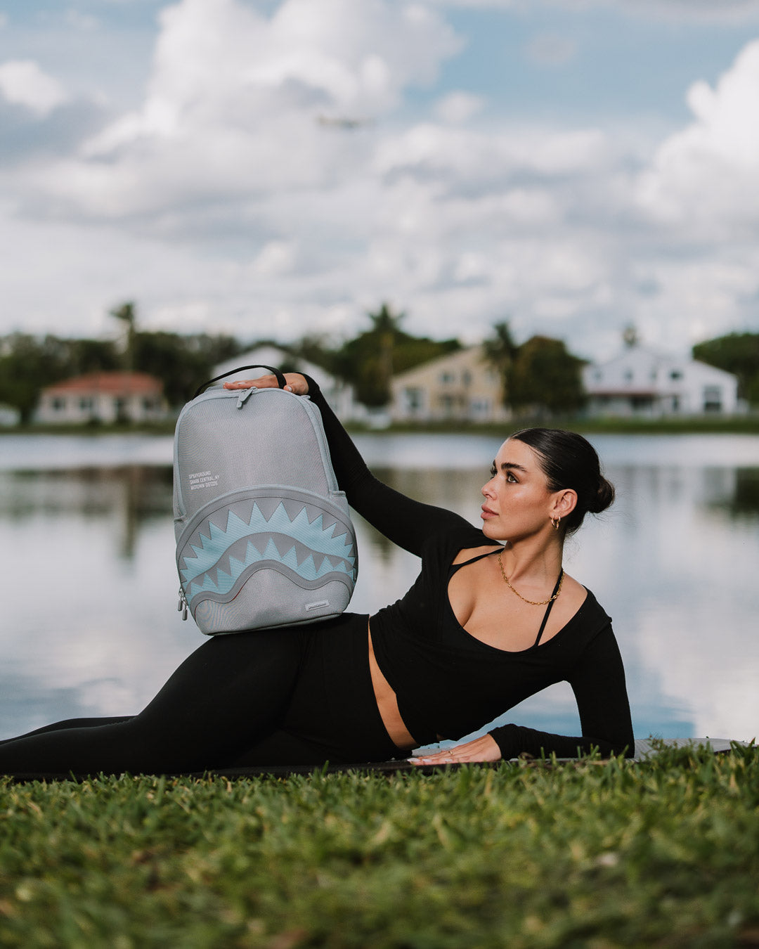 Shark Central Ice Mesh Backpack - Image 6