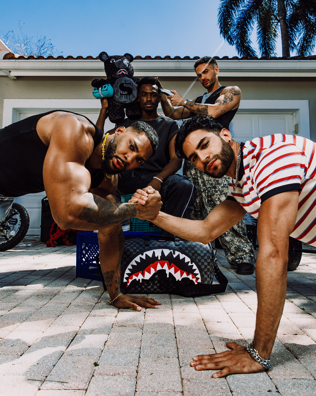 Sharks in Paris Thunderdrip Duffle - Image 6