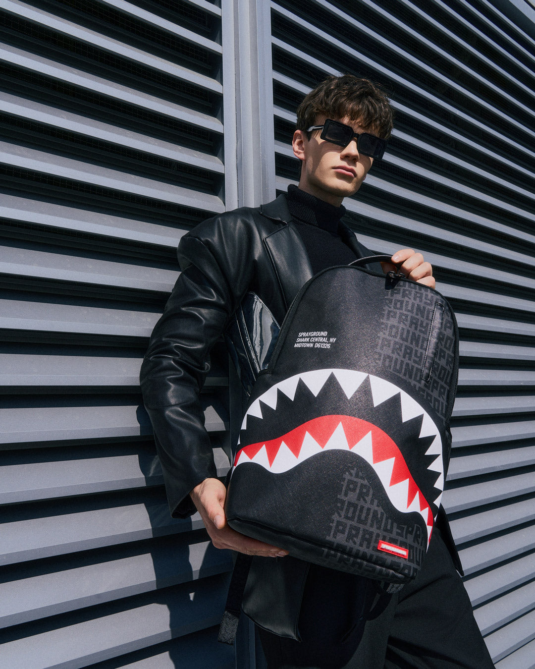 Shark Central Double Trouble Dlxsv Backpack - Image 10