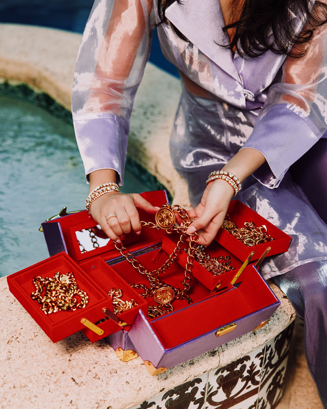 Sharks of the Gold Ocean Jewelry Case - Image 6