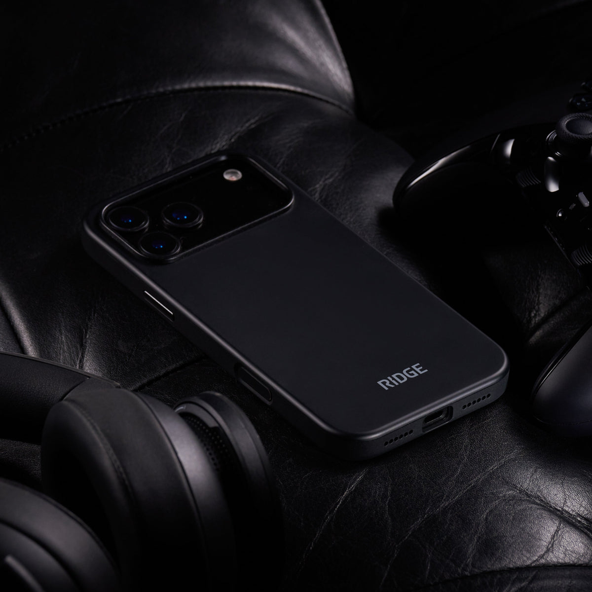 Everyday Phone Case - iPhone 17 Pro Max - Matte Black - Image 6