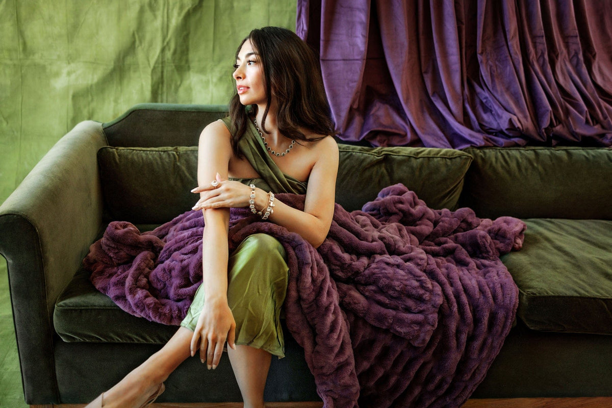 Hugs Plum Blanket - Image 3