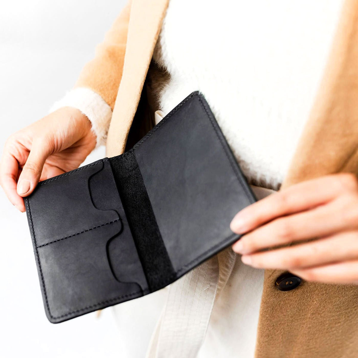 Leather Modern Passport Holder - Image 100