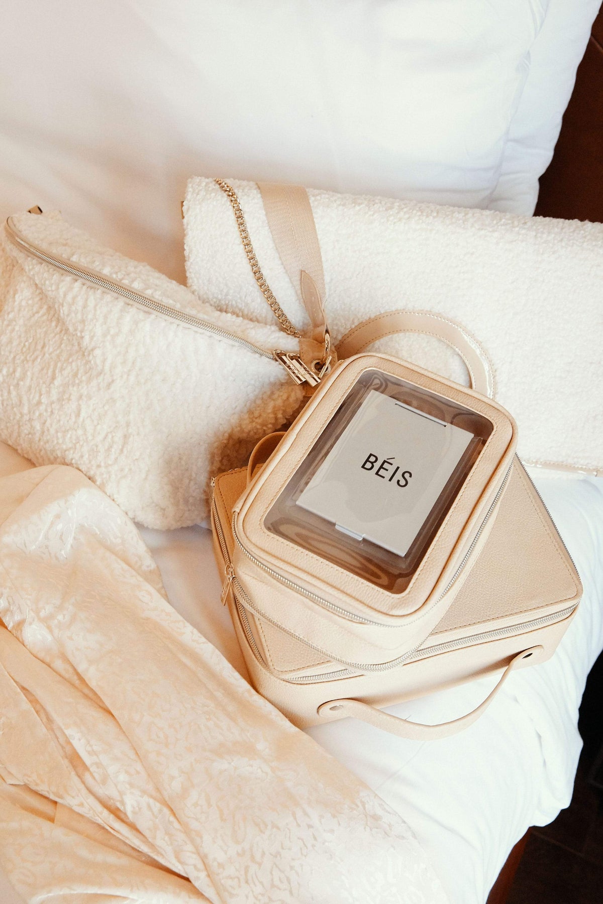 The On The Go Essential Case in Beige - Image 6