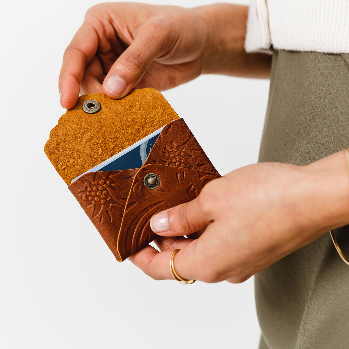 'Almost Perfect' Mini Daisy Wallet - Image 127
