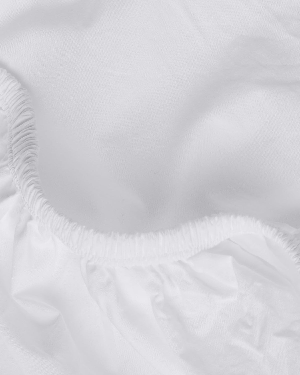 Percale Fitted Sheet (White) - Image 3