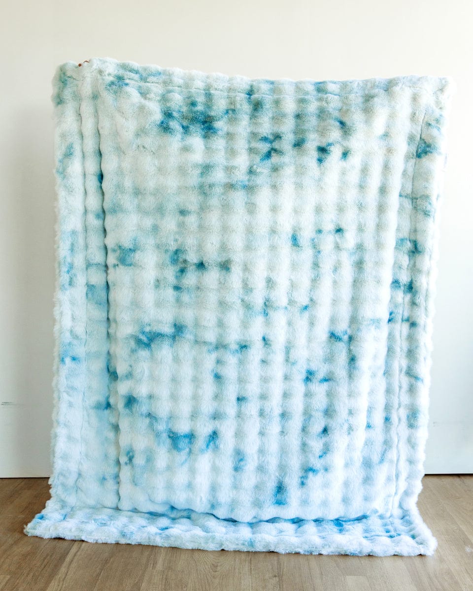 Premium Cloud Winter Sky Blanket - Image 2