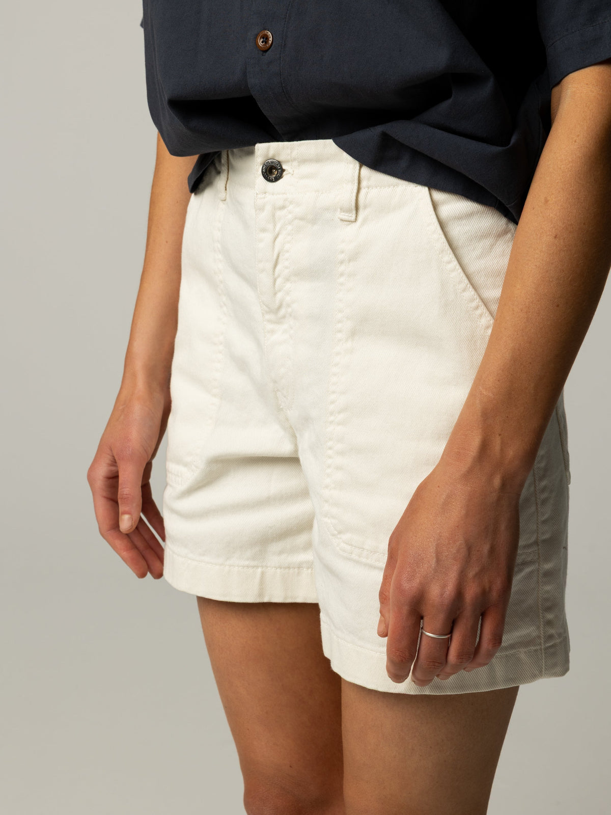 Women's Yarrel Canvas Short - Image 5