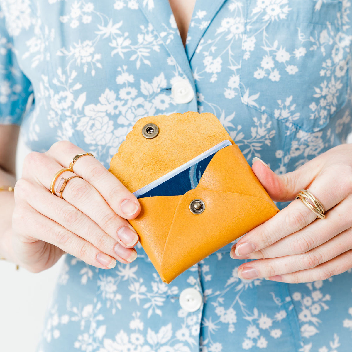 'Almost Perfect' Mini Daisy Wallet - Image 118