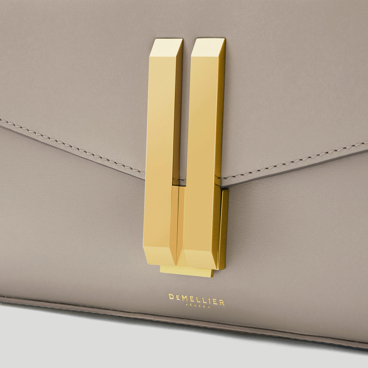 The Vancouver Clutch - Image 2