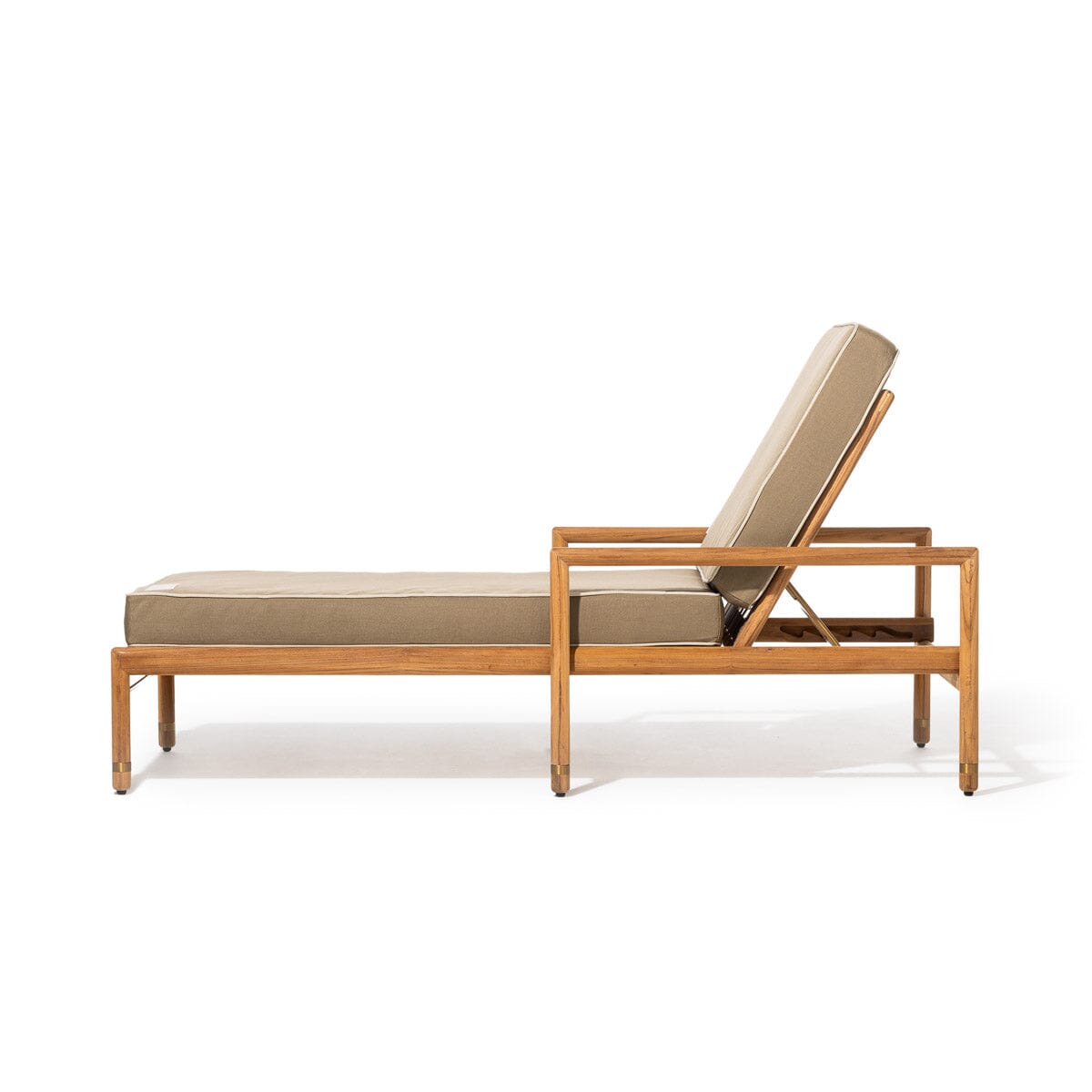 The WES Sun Lounger x Jenni Kayne - Image 3